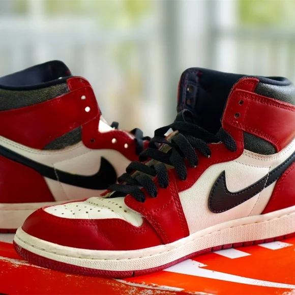Jordan Retro High OG Chicago Reimagined Lost Found